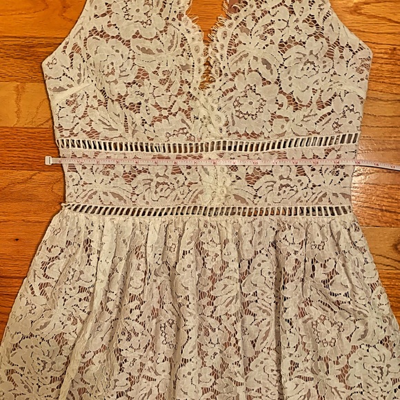 LEILA WHITE LACE DRESS - Picture 11 of 12